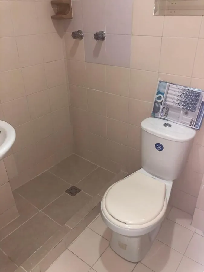 Apartamento Comodo En Laureles, Grande, Centrico ,Bien Ubicado Apto203 Medellín Daire
