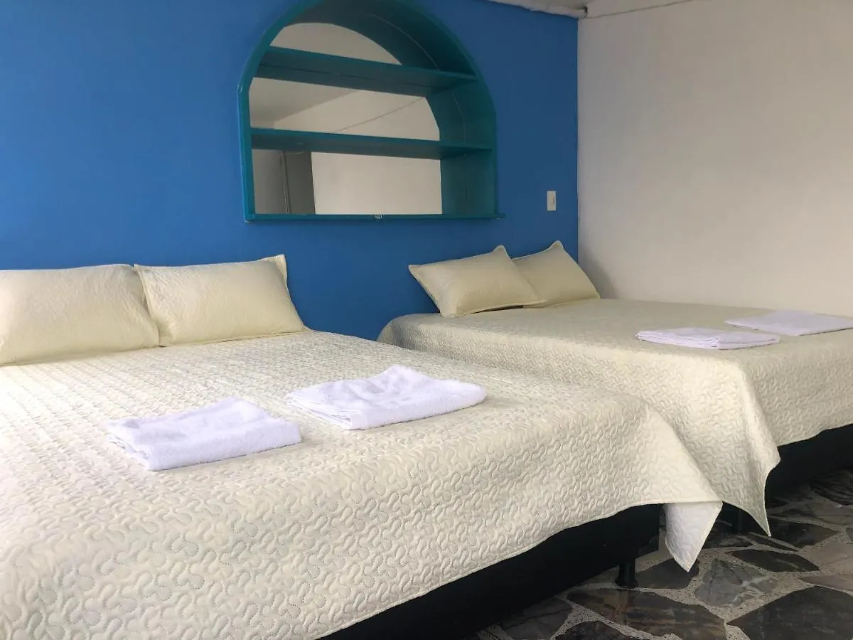 Apartamento Comodo En Laureles, Grande, Centrico ,Bien Ubicado Apto203 Medellín