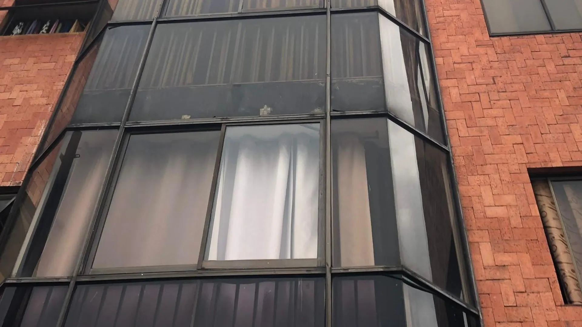 Apartamento Comodo En Laureles, Grande, Centrico ,Bien Ubicado Apto203 Medellín
