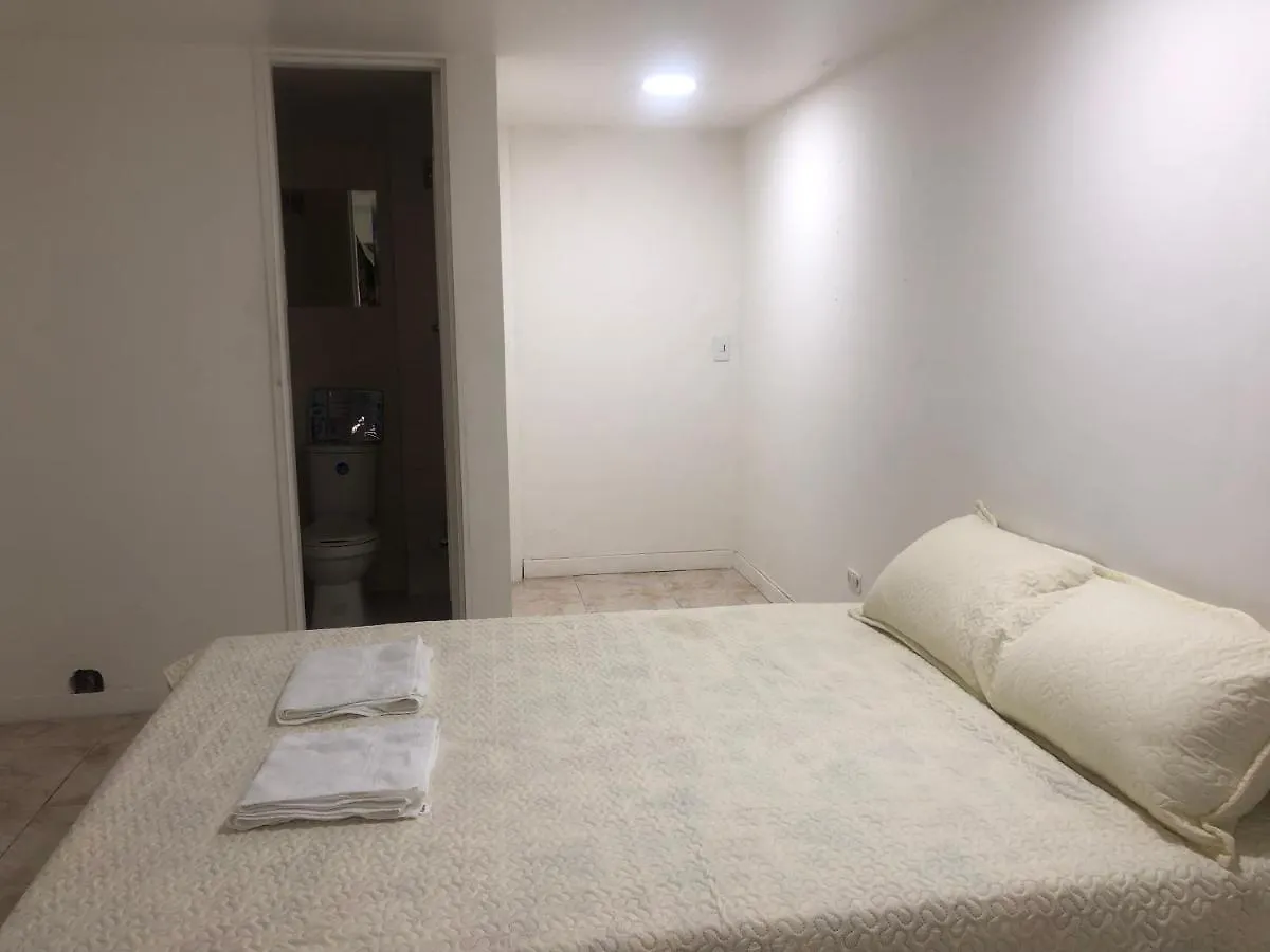 דירה מדיין Apartamento Comodo En Laureles, Grande, Centrico ,Bien Ubicado Apto203