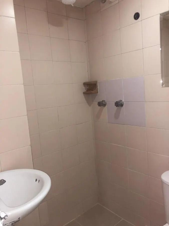 מדיין Apartamento Comodo En Laureles, Grande, Centrico ,Bien Ubicado Apto203 קולומביה